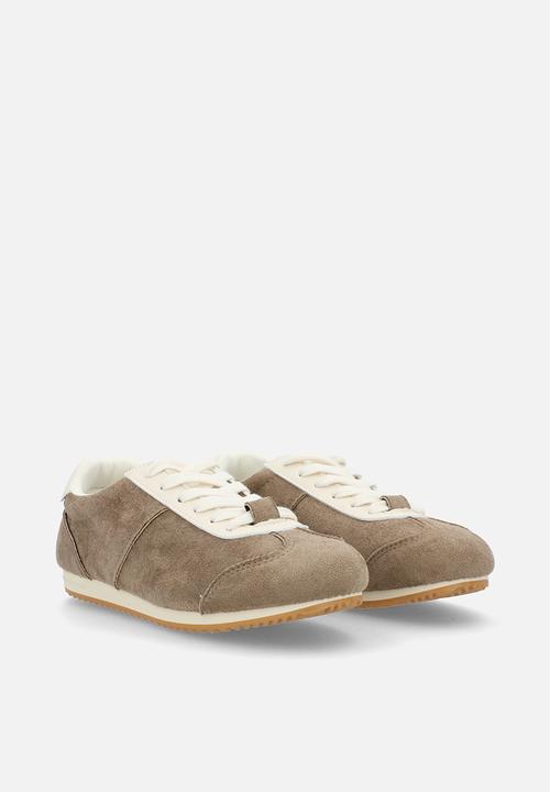 Pop Candy - Retro-style suedette sneakers - mocha/white