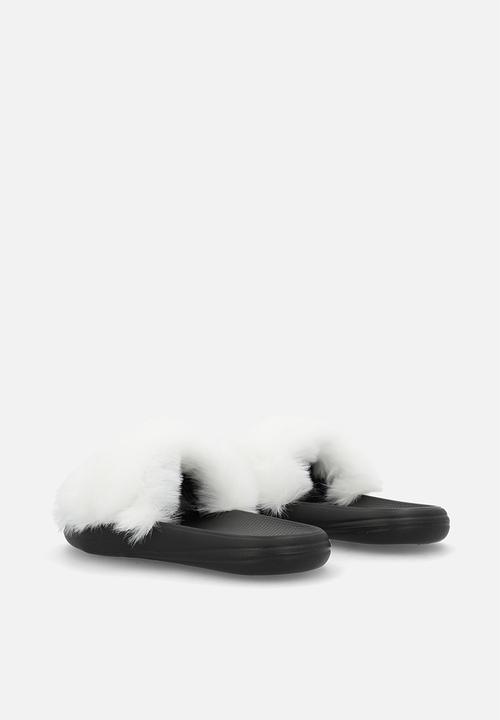 Pop Candy - Fluffy slippers - white/black