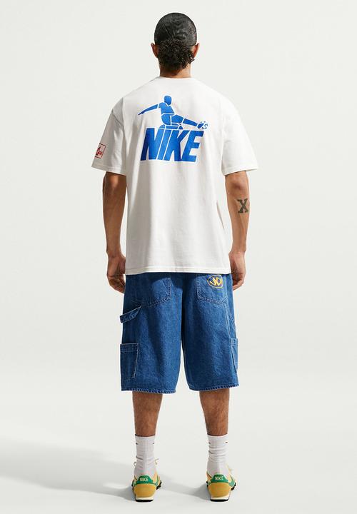 Nike - NSW Celebrate Football Tee - Cream