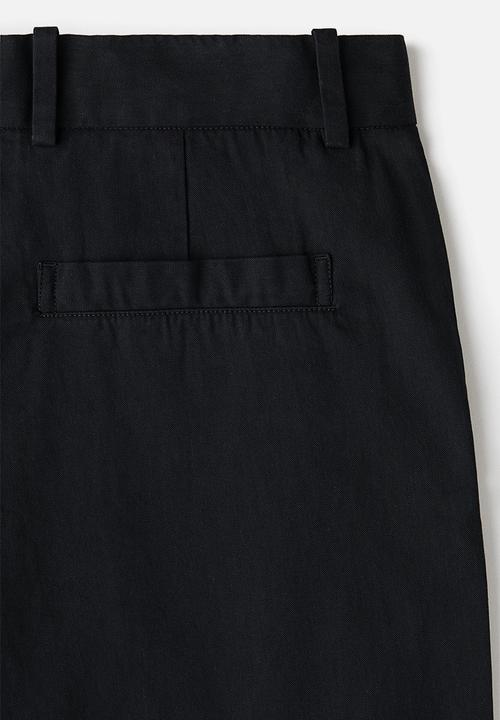 H&M - Loose fit tailored trousers - black