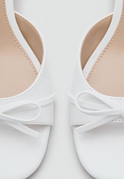 MANGO - Boleo open toe mule - white