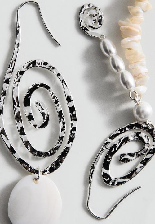 MANGO - Menorca Earrings- Silver
