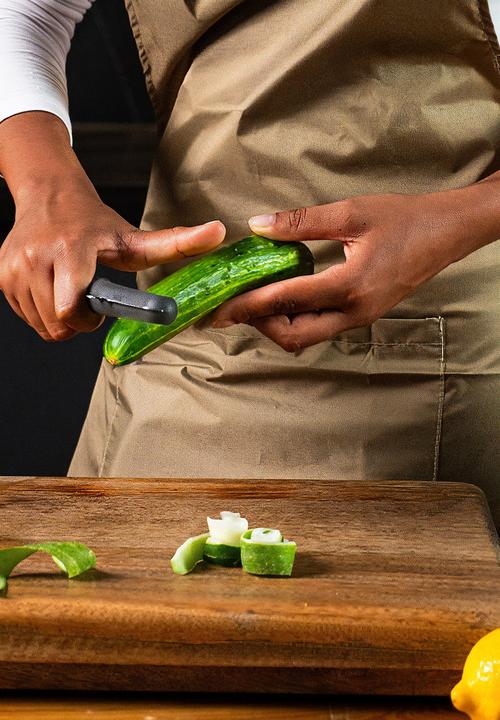 Zyliss - Zyliss Swivel Peeler