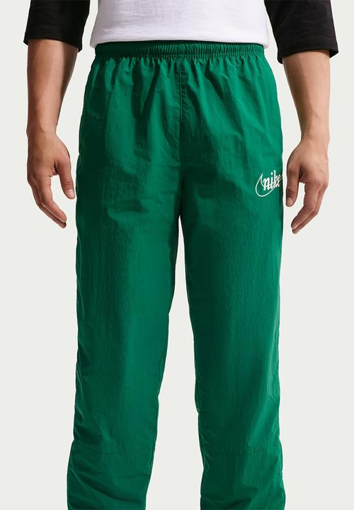 Nike - NSW Club Lightweight Pants - Green/Black