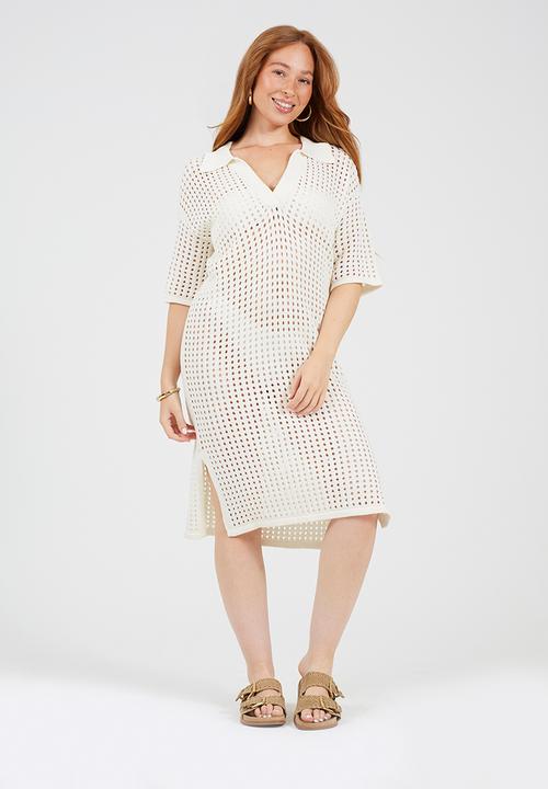 Brave Soul - Ladies Collared Short Sleeve Dress In Open Knit Mesh Stitch Side Split Hem - White