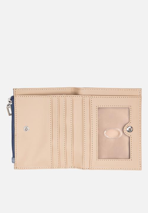 GUESS - Wells Sling Snap Id Wallet Bag-Denim
