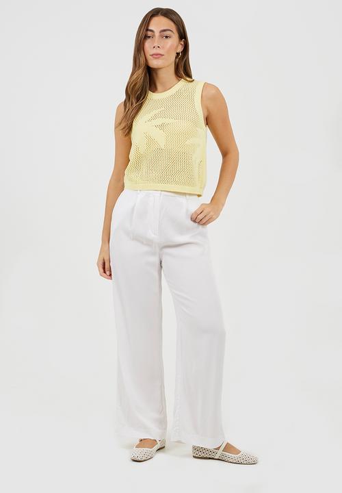Brave Soul - Ladies Mesh Knitted Tank With Jacquard Palm Tree Design - Yellow