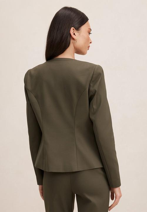 Forever New - Farrah fitted blazer in deep olive