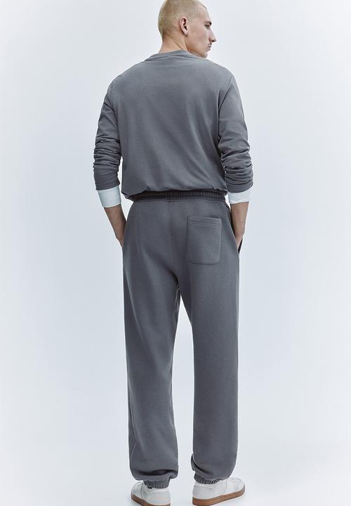 H&M - Relaxed fit sweatpants - grey
