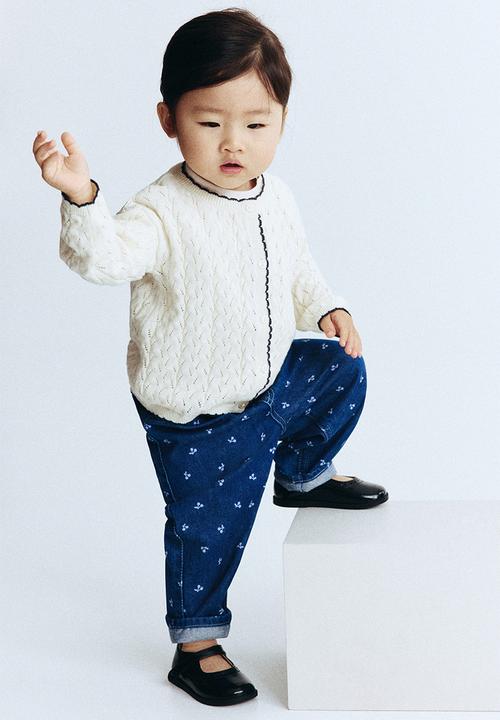 H&M - Cotton trousers - dark denim blue/cherries