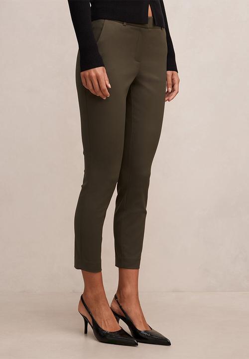 Forever New - Gwen 7/8th slim pants in olive