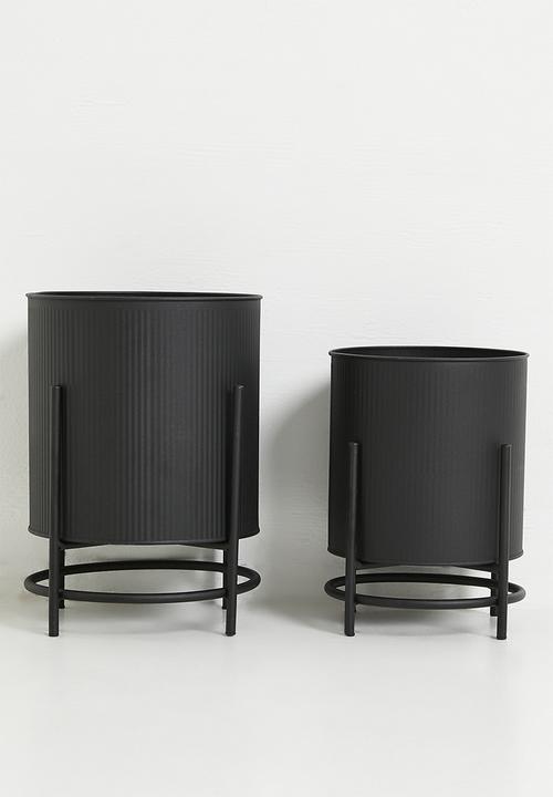 Sup metal planter set of 2 - Black