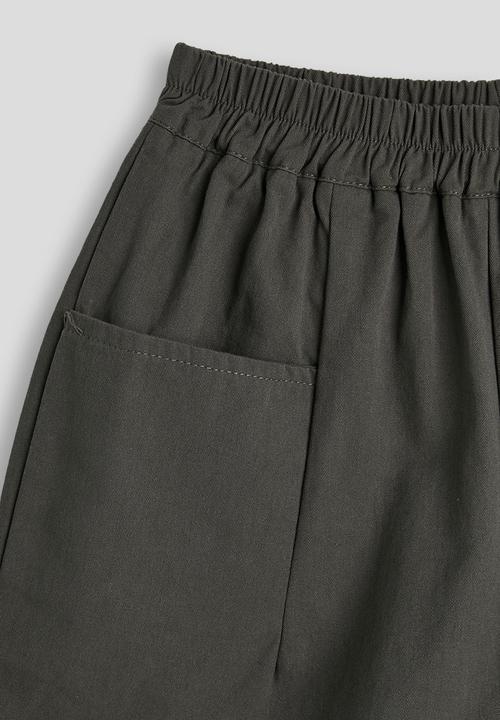 Pop Candy - Stylised front pocket shorts - charcoal
