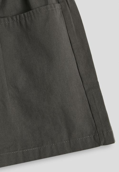 Pop Candy - Stylised front pocket shorts - charcoal