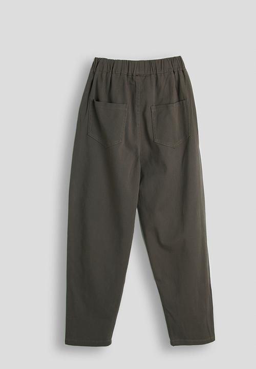 Pop Candy - Carrot leg trousers - muddy brown