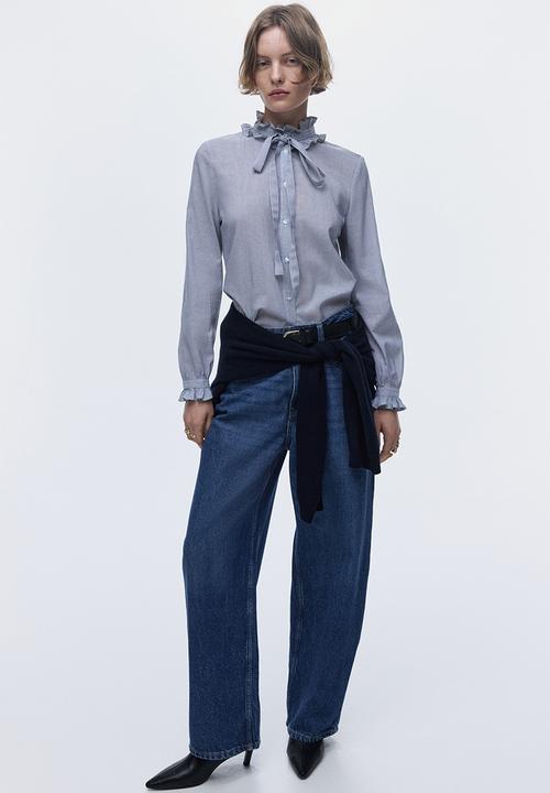 H&M - Frill-trimmed blouse - dark blue/striped