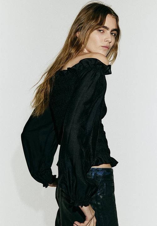 H&M - Smocked off-the shoulder blouse - black