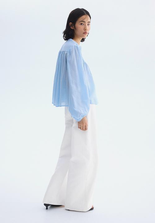 H&M - Pintucked blouse - light blue