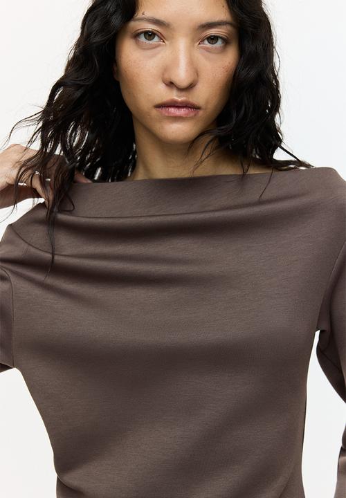 H&M - Asymmetric top - dark mole