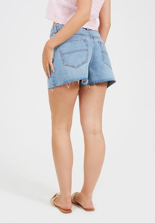 Brave Soul - Ladies Distressed Denim Short - Pale Blue
