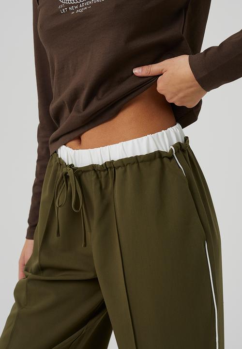 Brave Soul - Ladies Tailored Trouser With Contrast Waistband - Khaki/White