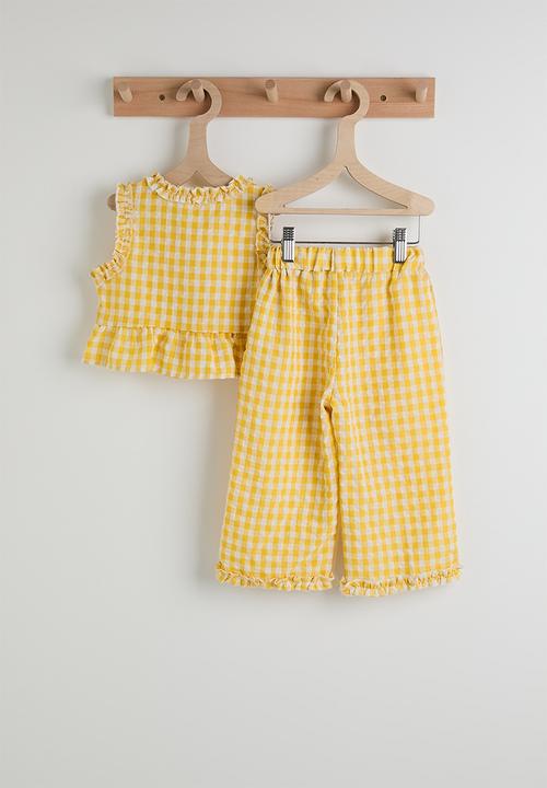 Pop Candy - Gingham ruffled trim blouse and pants - yellow