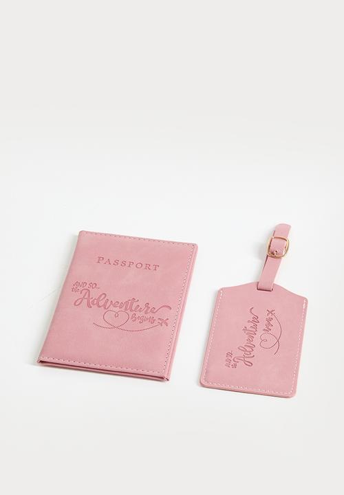 Pop Candy - Embossed passport cover and luggage tag set - pink