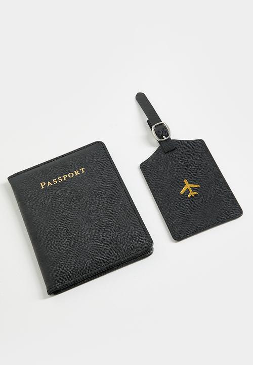 Pop Candy - Passport cover and luggage tag set - black