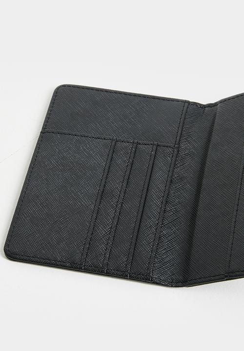 Pop Candy - Passport cover and luggage tag set - black