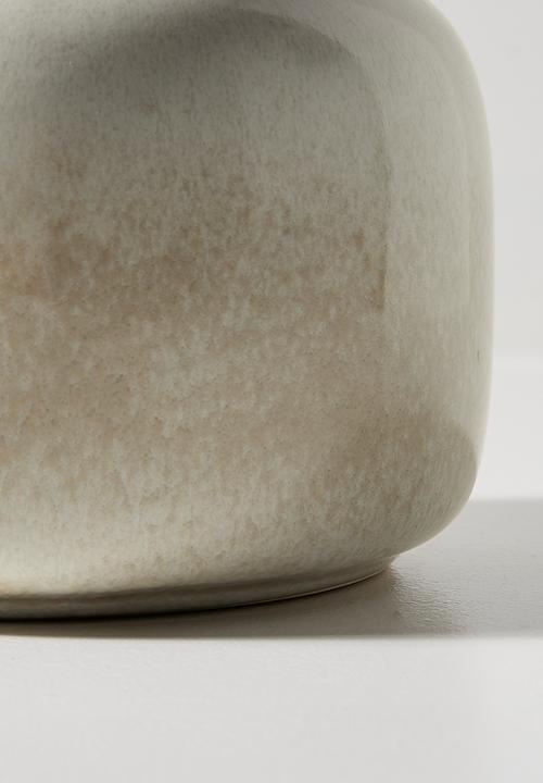H&S - Porce vase - White