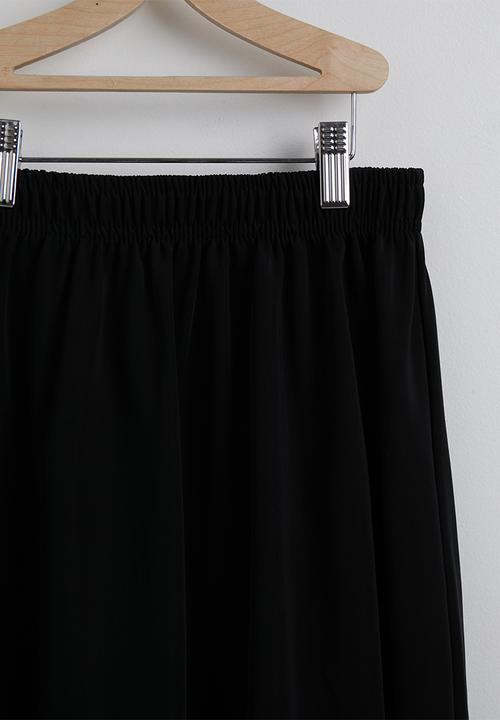 Pop Candy - Bow graphic tee with maxi skirt - black