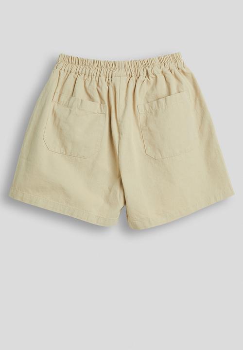 Pop Candy - Stylised front pocket shorts - cornsilk