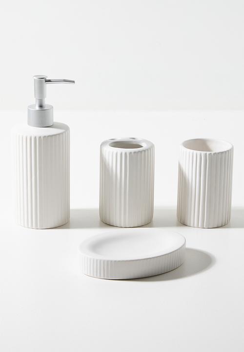 Molly Bathroom Accessory set of 4 - Cream
