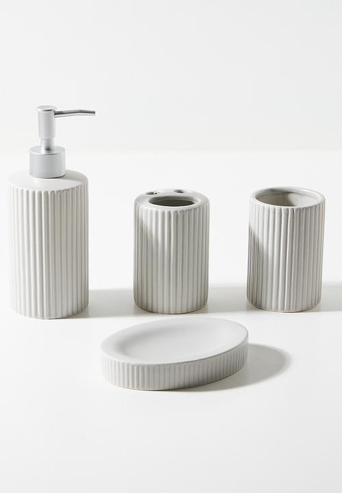 Molly Bathroom Accessory set of 4 -Grey