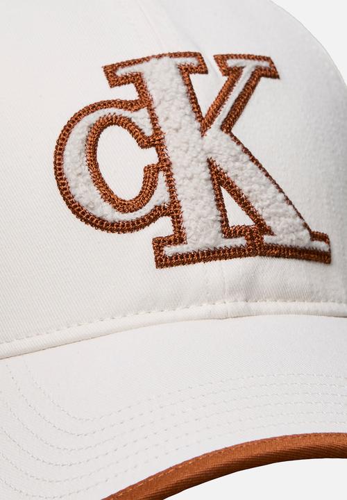 Calvin Klein - Fun, young, colorful cap - white alyssum
