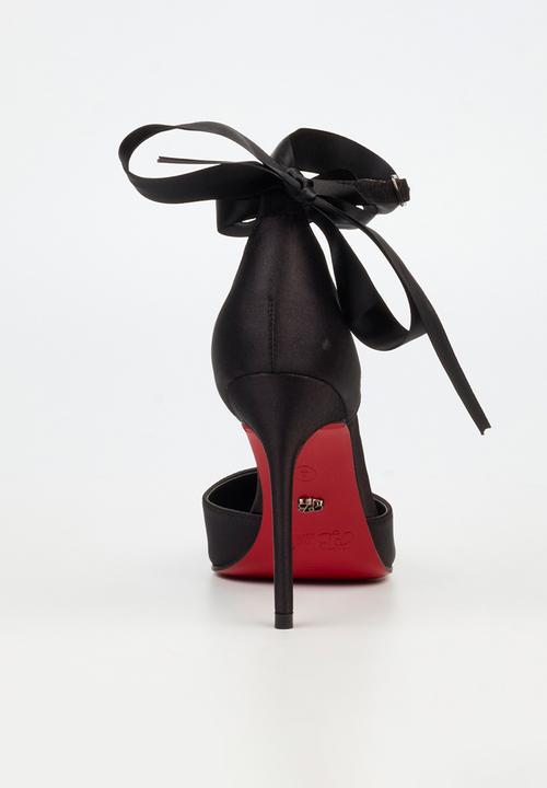 Miss Black - Lola 69 closed toe ankle strap - black