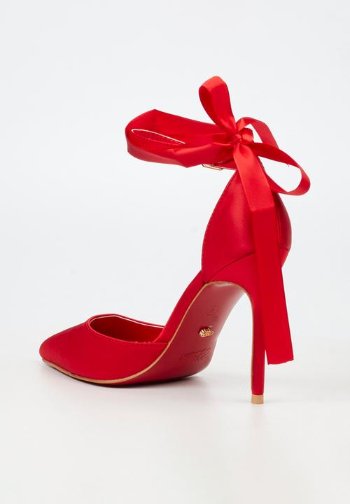 Miss Black - Lola 69 closed toe ankle strap - red