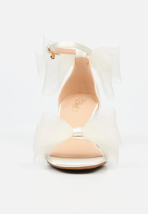 Miss Black - Bardot 5 open toe ankle strap - white