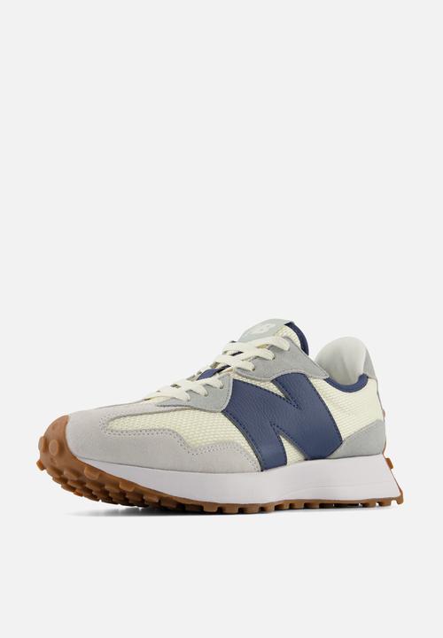 New Balance  - 327