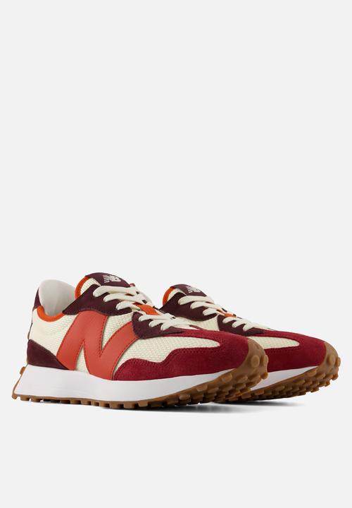 New Balance  - 327