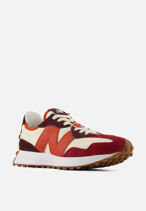 New Balance  - 327