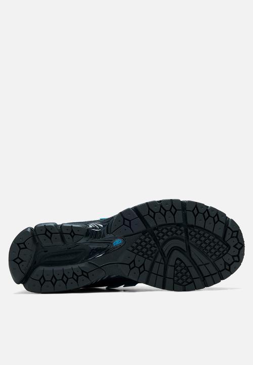 New Balance  - 1906E