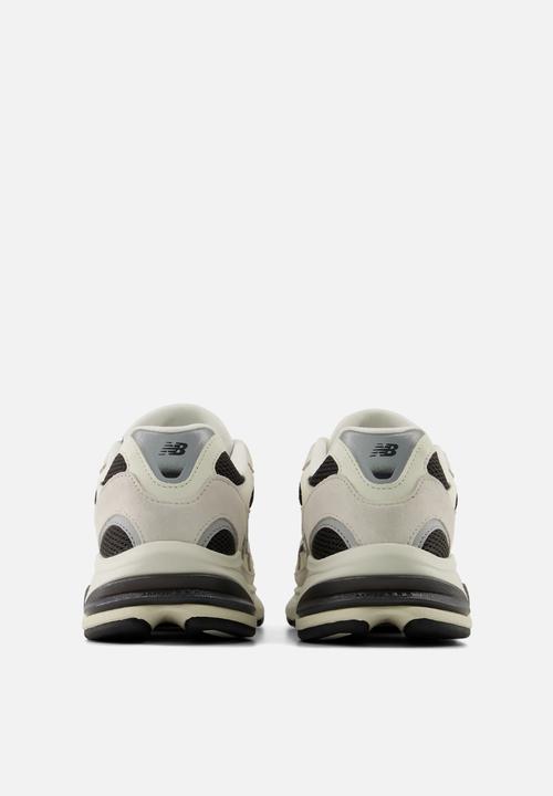 New Balance  - U2010V1
