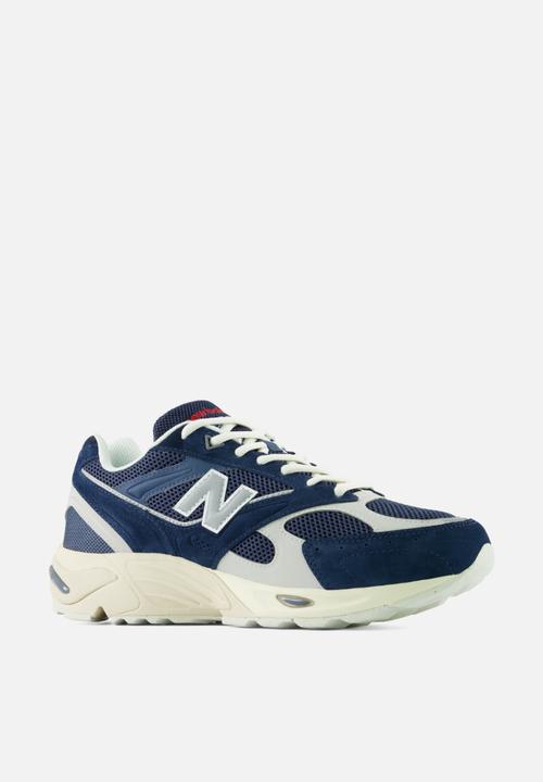 New Balance  - 880R