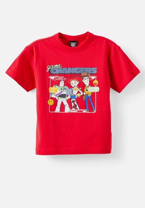 Cotton On - License Drop Shoulder Ss Tee - Lcn Dis Varsity Red/ Toy Story Game Changers