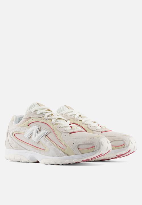 New Balance  - 204L