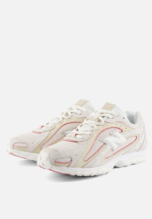 New Balance  - 204L