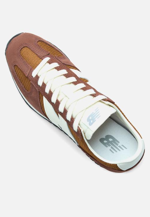 New Balance  - 471