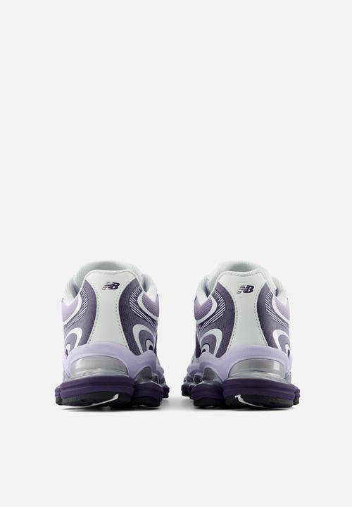New Balance  - ABZORB 2000