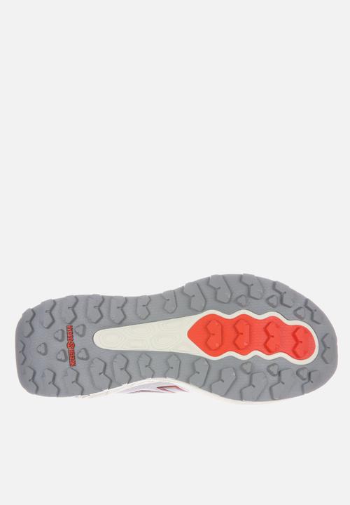 New Balance  - Fresh Foam X Garo? V2